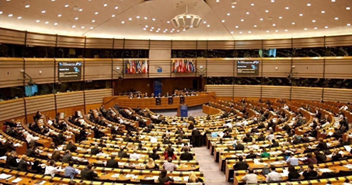 483票一致同意，欧洲要求中方废除香港国安法，24小时内中方回应